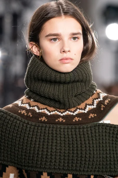 Look 81